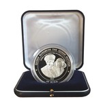 1998 Papua New Guinea 'Lady of the Century' Silver Proof 10 Kina Coin, struck by the Royal Mint containing almost 5 ounces of Silver,
